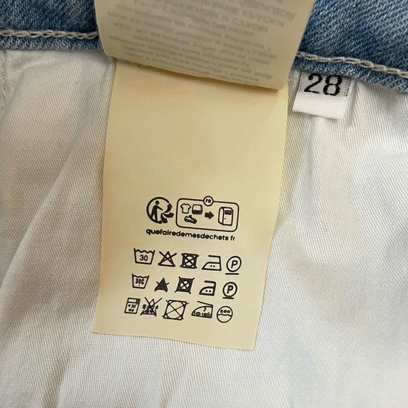 Closed Baker Slim Mid Rise Crop in Light Blue Wash Denim Jeans Women's Size 28 - Picture 14 of 14